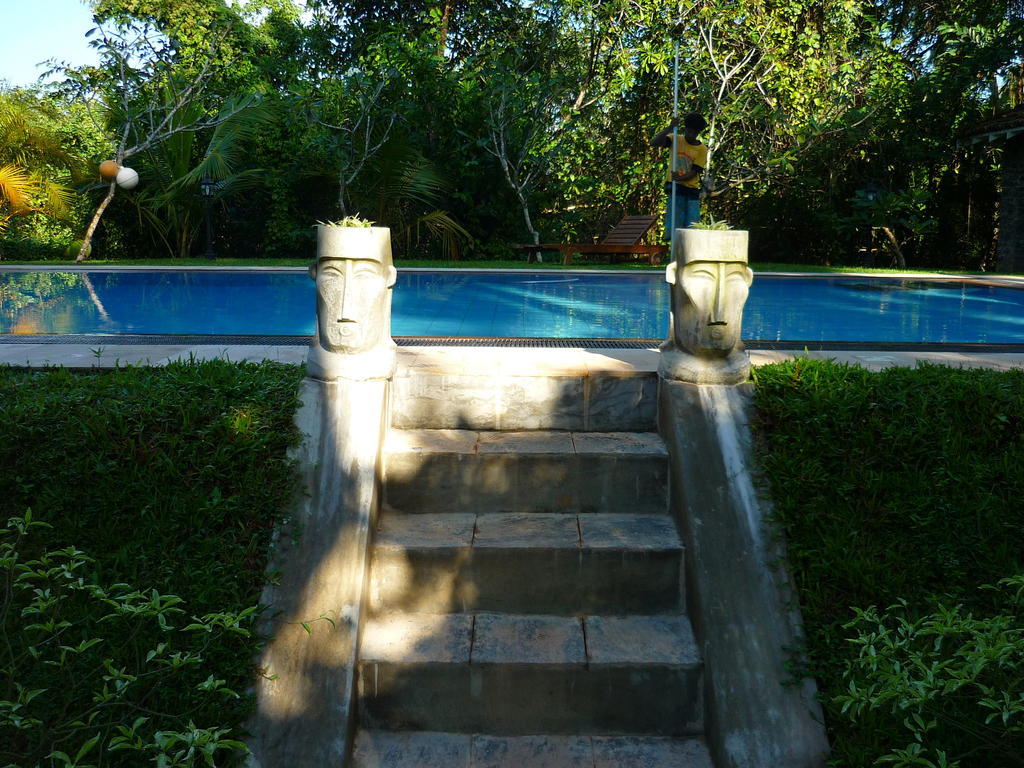 Shangri-Lanka Villa Бентота Екстериор снимка