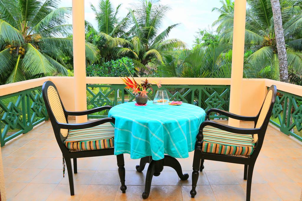 Shangri-Lanka Villa Бентота Екстериор снимка